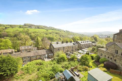 Rochdale Road, Sowerby Bridge HX6 2 bed terraced house for sale