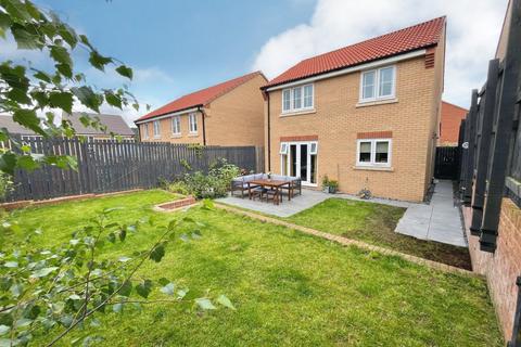 Fieldfare Gardens, North Yorkshire TS14 3 bed detached house for sale