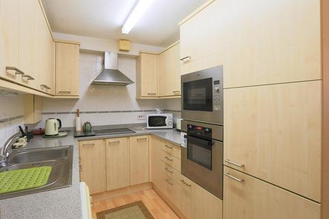 St. Marys Mews, Wigginton YO32 2 bed apartment for sale