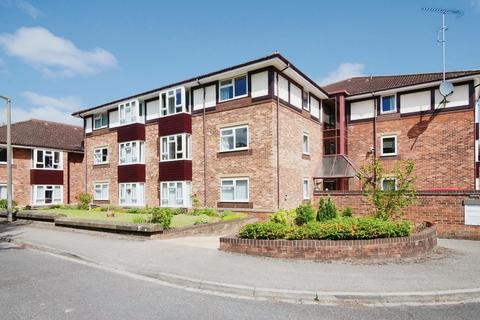 Wyre Mews, Haxby YO32 2 bed penthouse for sale