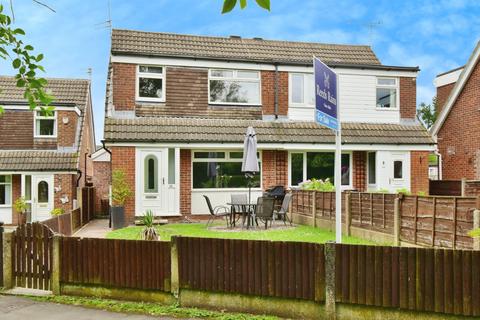 Minsmere Walks, Stockport SK2 3 bed semi