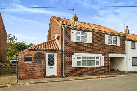 Chimney Field Road, Hull HU12 4 bed link detached house for sale