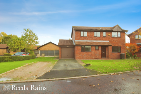 Old School Close, Leyland PR26 4 bed detached house for sale