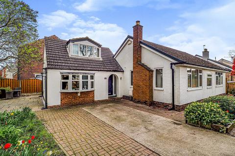 Goring Park Avenue, West Yorkshire WF5 3 bed bungalow for sale