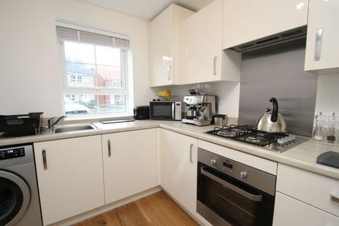 Drawbridge Avenue, West Yorkshire WF8 3 bed semi