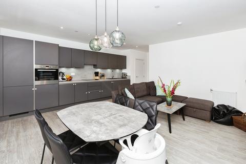 Shipbuilding Way, London E13 3 bed apartment for sale