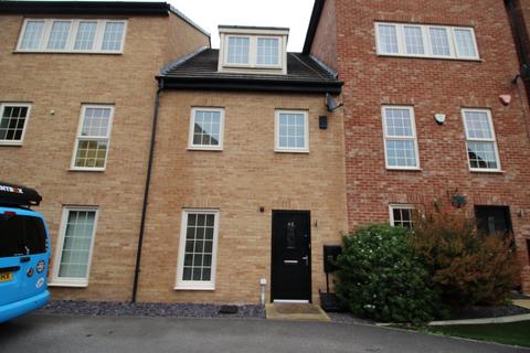 4 bedroom terraced house for sale