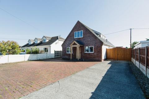 St. Asaph Avenue, Kinmel Bay LL18 3 bed detached house for sale