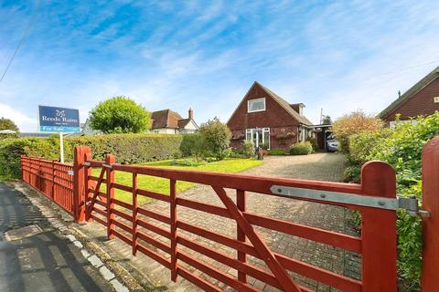 Sea Road, Winchelsea TN36 4 bed detached house for sale