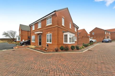 Burkwood View, West Yorkshire WF1 4 bed detached house for sale