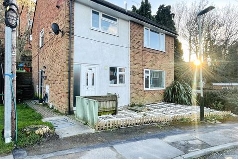 Brookland Close, East Sussex TN34 2 bed maisonette for sale