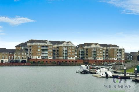 Golden Gate Way, East Sussex BN23 2 bed flat for sale