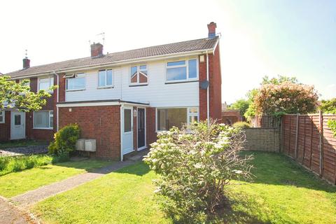 Firs Court, Bristol BS31 3 bed end of terrace house for sale