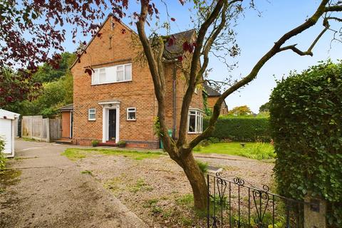 Fernwood Crescent, Nottingham... 4 bed semi