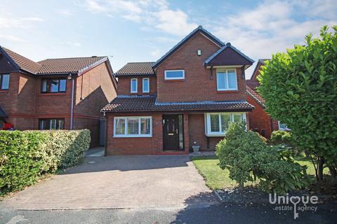 Ingleton Avenue,  Blackpool, FY2 4 bed detached house for sale