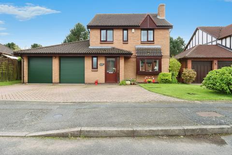 Horsechestnut Drive, Shropshire TF5 4 bed detached house for sale