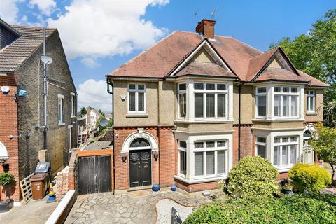 5 bedroom semi-detached house for sale