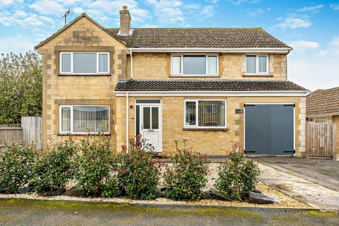 Kingsmead, Lechlade, Gloucestershire... 5 bed detached house for sale