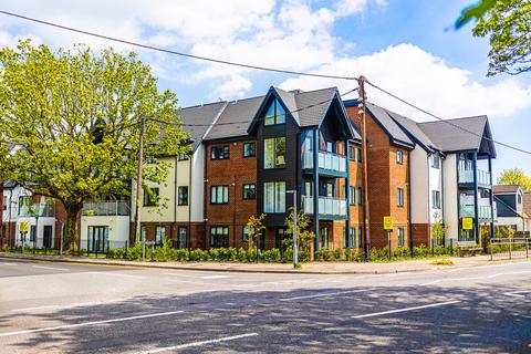 Kenneth Road, Benfleet, SS7 2 bed apartment for sale