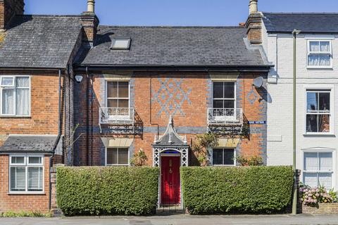 12 Victoria Road, Abingdon, OX14 4 bed terraced house for sale