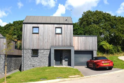 Goldenbank, Falmouth TR11 3 bed detached house for sale