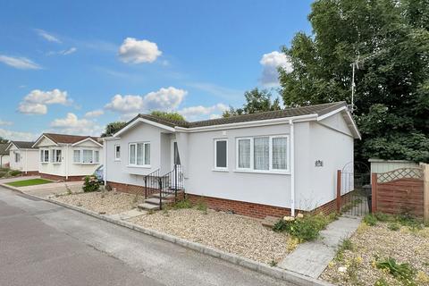 Lugano Avenue, Ipswich IP5 2 bed park home for sale