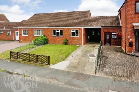 2 bedroom semi-detached bungalow for sale