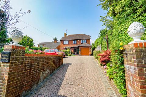 Butchers Lane, Three Oaks 4 bed detached house for sale