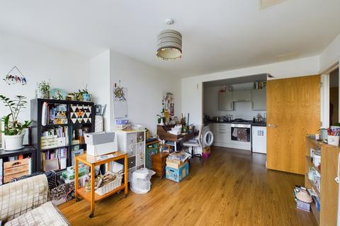 Hulbert Road, Waterlooville PO7 1 bed flat for sale
