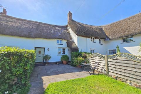 Okehampton EX20 3 bed cottage for sale