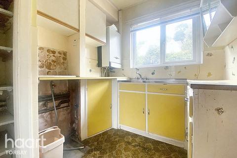 Lower Woodfield Road, Torquay 2 bed flat for sale
