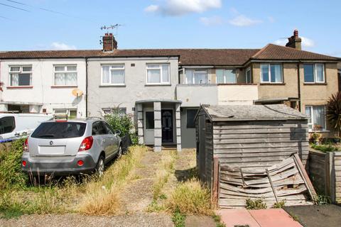 Centrecourt Road, Worthing, BN14 7AQ 2 bed flat for sale