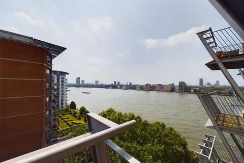 Hutchings Street, London 2 bed apartment for sale