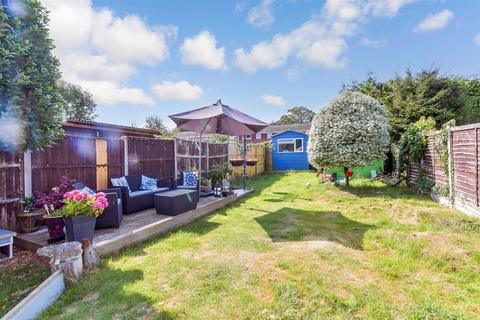 Sandymount Avenue, Bognor Regis, West... 2 bed semi