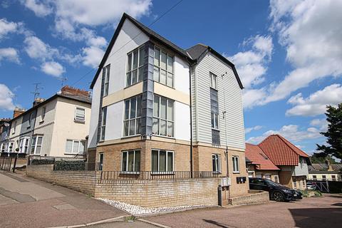 34 Mill Hill, Newmarket CB8 2 bed flat for sale