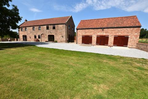 Boggle Lane, Sproatley, Hull 5 bed barn conversion for sale
