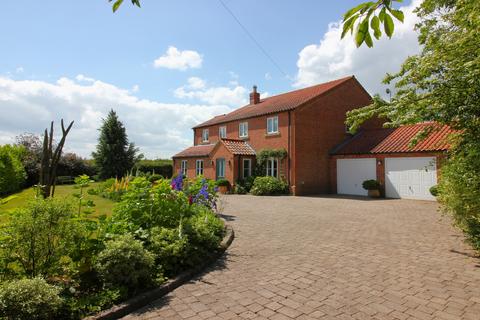 Main Road, Legsby, LN8 4 bed detached house for sale