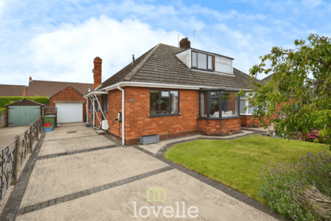 3 bedroom semi-detached bungalow for sale