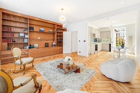 Strutton Ground, Westminster, London... 4 bed apartment for sale