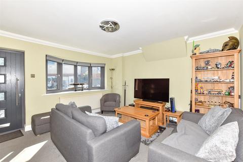 Chapel Hill, Eythorne, Dover, Kent 3 bed semi