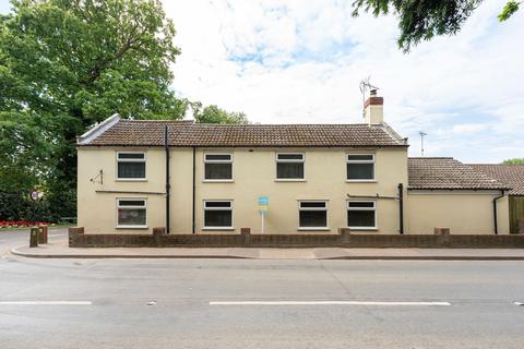 Main Road, Filby 5 bed detached house for sale