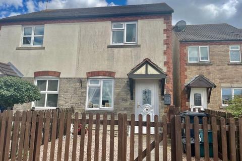 2 bedroom semi-detached house for sale