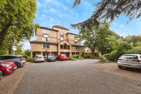 Alden Court, Croydon CR0 2 bed apartment for sale