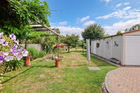 Valkyrie Avenue, Whitstable 4 bed detached bungalow for sale