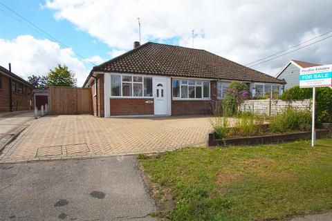 Mountnessing Road, Billericay CM12 3 bed semi