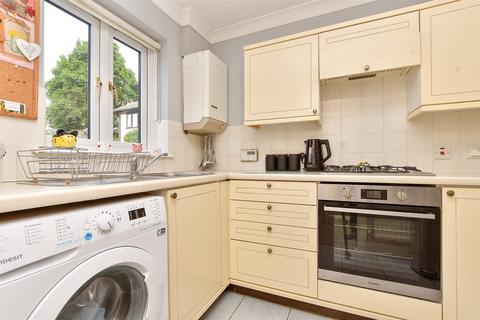 Sunningdale Road, Sutton, Surrey 2 bed terraced house for sale