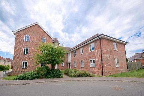 Castle Brooks, Framlingham... 2 bed flat for sale