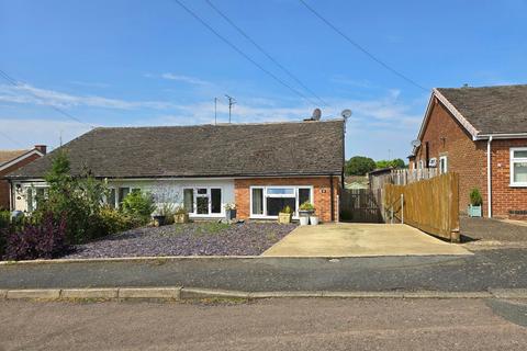 2 bedroom semi-detached bungalow for sale