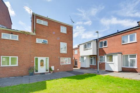 Castlehey, Skelmersdale WN8 5 bed detached house for sale