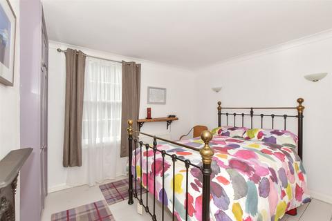 Canterbury Road, Whitstable, Kent 1 bed cottage for sale